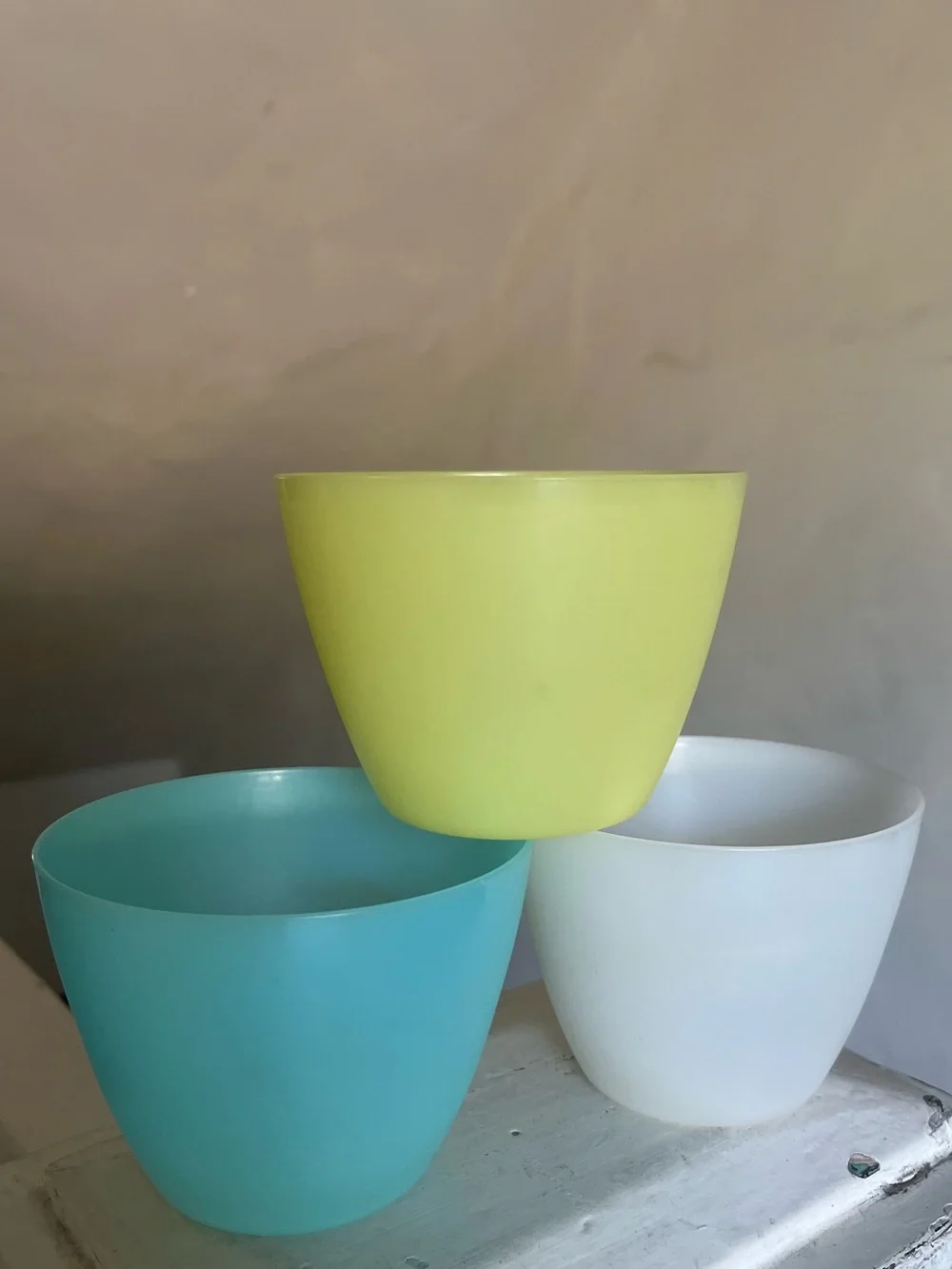 Darling Vintage 60’s 70’s Small Tupperware Pastel Bowl Set